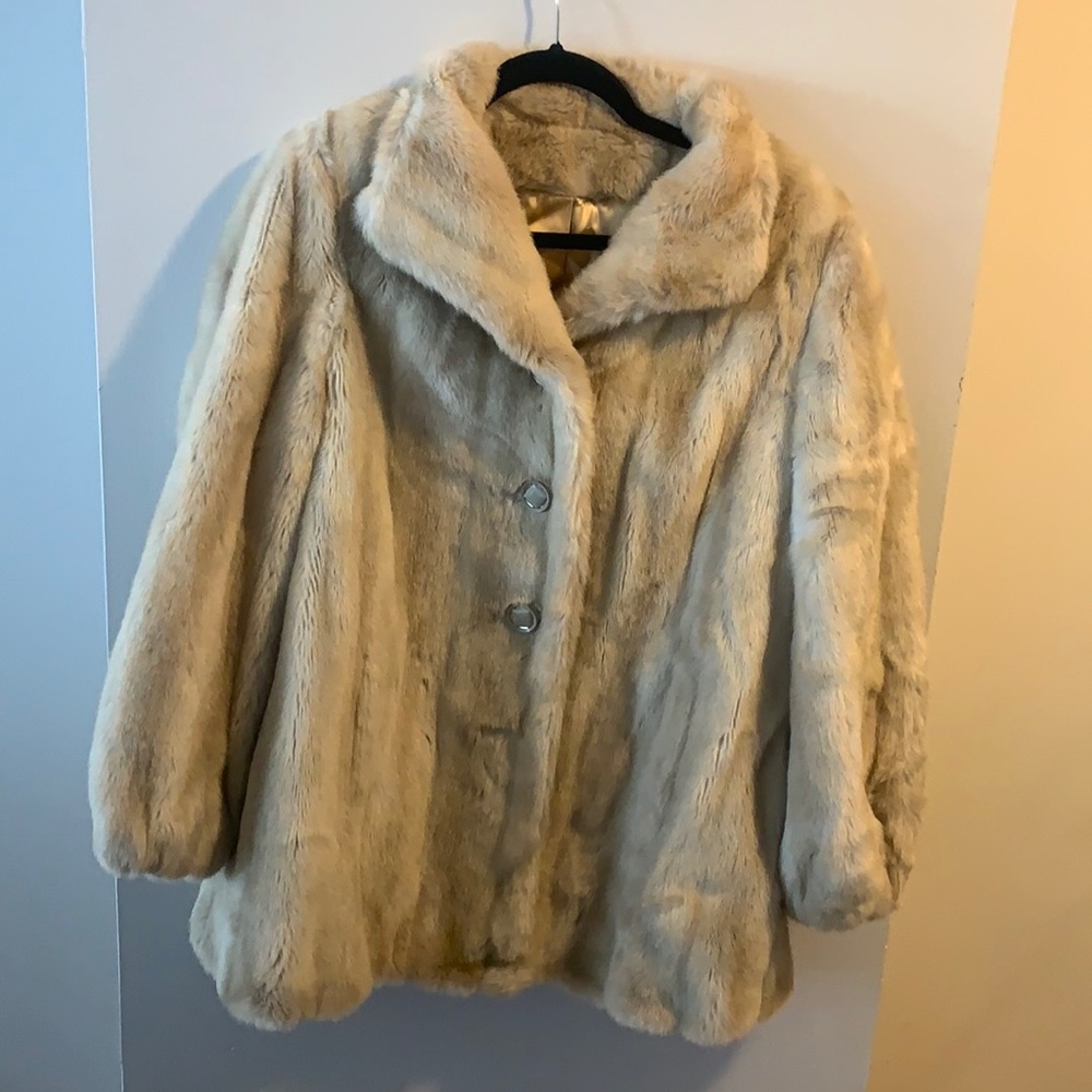 Women’s 100% acrylic fur coat